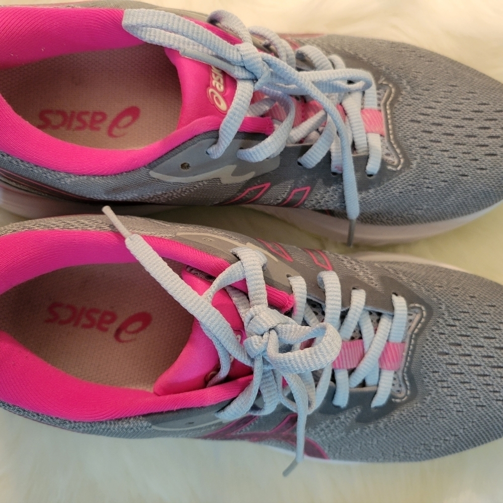 ASICS Women's Gray and Pink Running Shoes - Picture 3 of 11